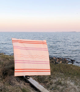 Breakwater Quilt - Peachy Sunset Surfers - Throw Size